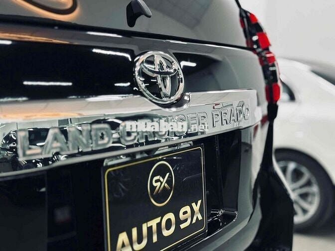 Toyota Land Cruiser Prado 2.7VX Model 2021 đẹp