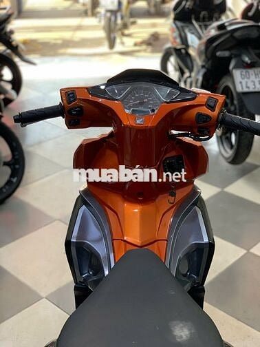 AB mẩu robot đời 2017 dàn ngoài sạch sẽ, máy zin.