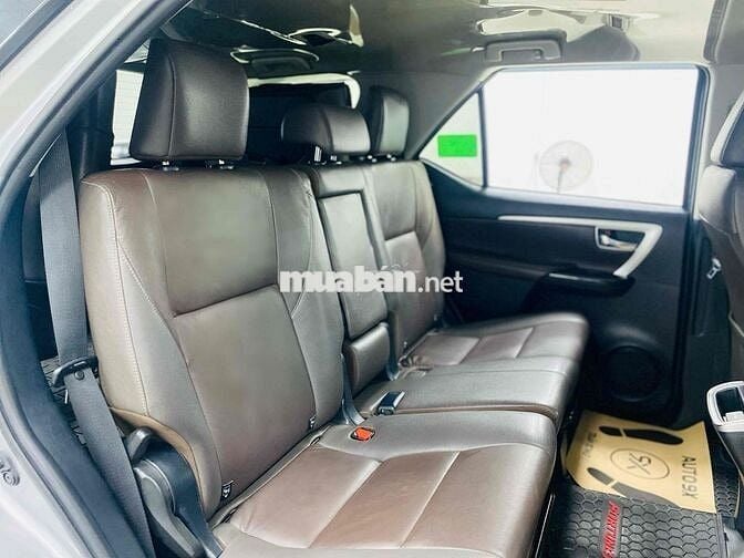 Toyota Fortuner 2.4AT 4x2 2020 siêu chất