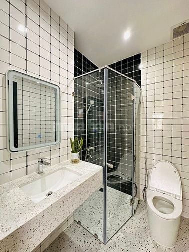 NHÀ MẶT TIỀN TRUNG TÂM TP.THỦ DẦU MỘT GIÁ 3.2TY NHƯ HÌNH