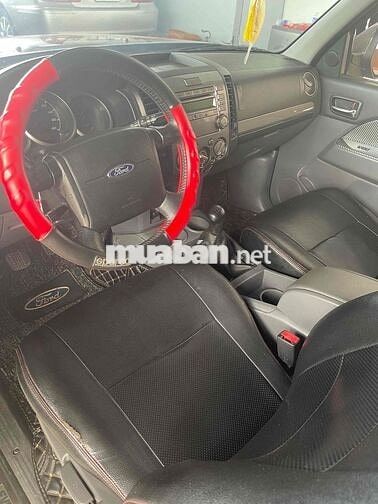 Ford Everest 2014 số sàn máy dầu