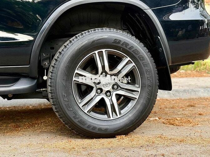 Toyota Fortuner 2.7V 4x2 2018 siêu lướt