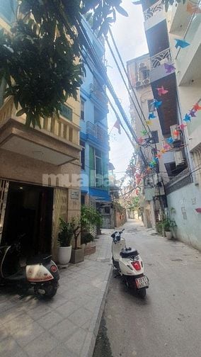 Chính Chủ Bán Nhà 472/55 Lạc Long Quân Tây Hồ 5 Tầng Giá 18 Tỷ TL
