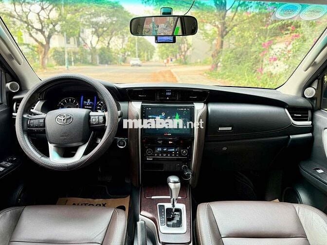 Toyota Fortuner 2.7V 4x2 2018 siêu lướt