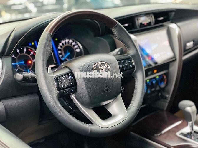 Toyota Fortuner 2.4AT 4x2 2020 siêu chất