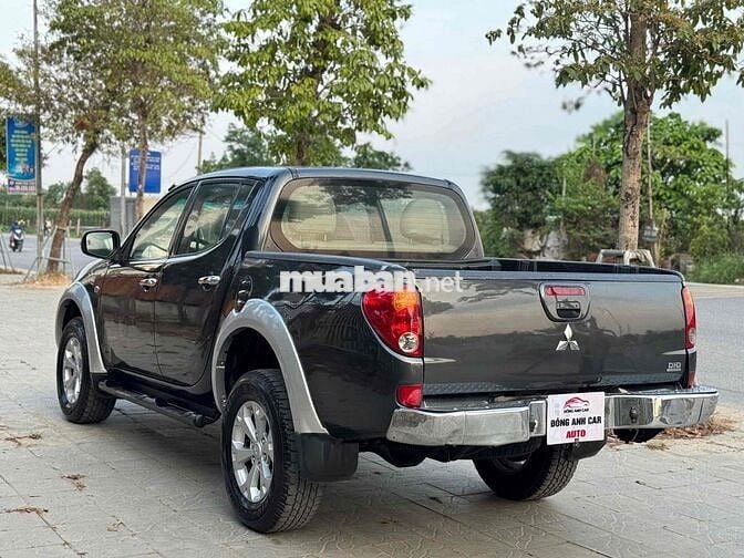 Mitsubishi Triton 2013 GLS Class 4x4 AT