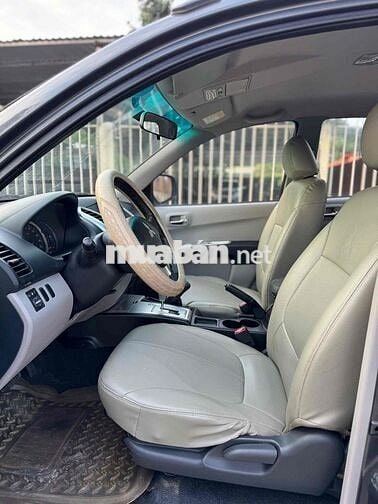 Mitsubishi Triton 2013 GLS Class 4x4 AT