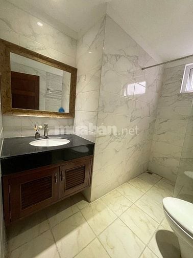 Chính Chủ Bán Nhà 472/55 Lạc Long Quân Tây Hồ 5 Tầng Giá 18 Tỷ TL
