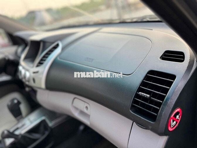 Mitsubishi Triton 2013 GLS Class 4x4 AT