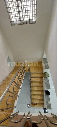 4x20, hẻm 8m thông đường Hương Lộ 2.