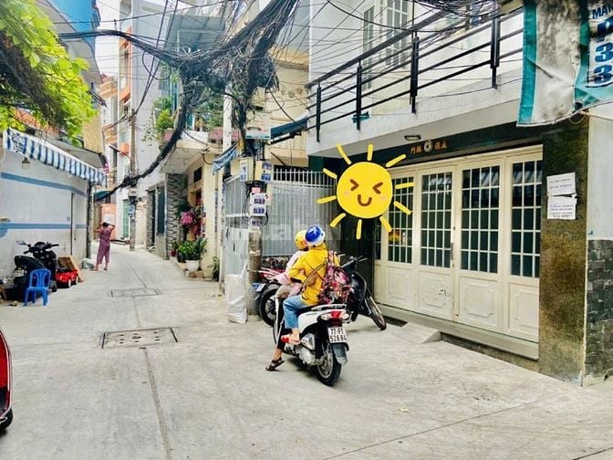 Bán nhà riêng tại Đường Lý Thái Tổ, Quận 10, TP.HCM, 6,3 tỷ