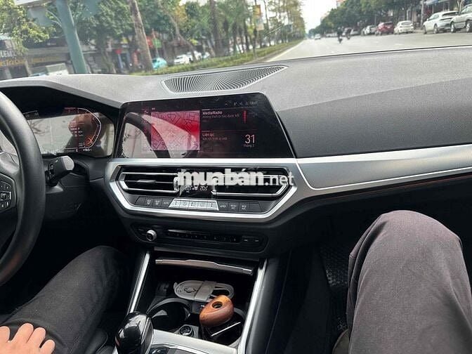 BMW 2022 - 19000 km