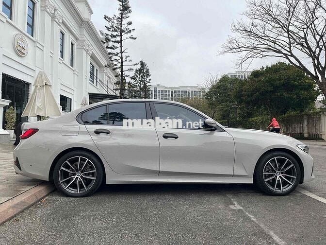 BMW 2022 - 19000 km