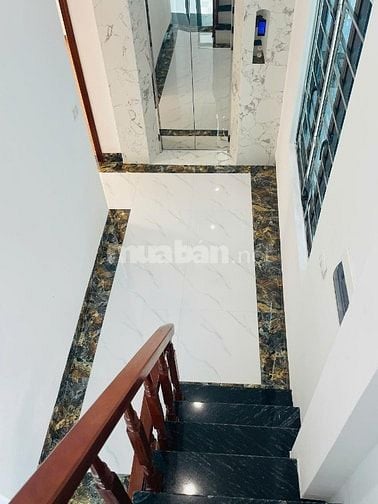 TRUNG TÂM HAI BÀ TRƯNG – NHÀ ĐẸP LUNG LINH – 5 TẦNG THANG MÁY