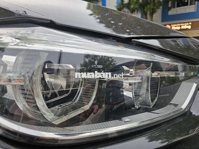 BMW 3 Series 2015 320i - 71500 km