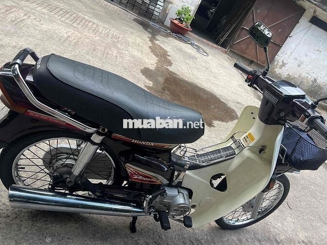 nhà chật nên bán xe