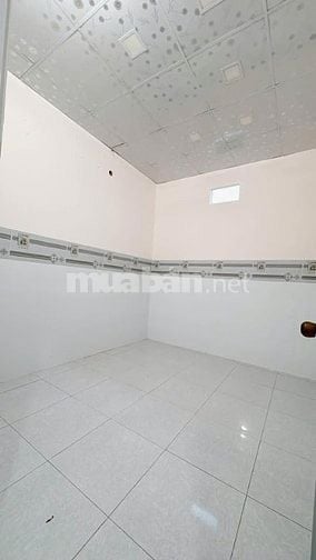 Bán gấp căn nhà ở đường Lê Thị Sắc , Tân Phú Trung 110m2 SHR giá 680tr