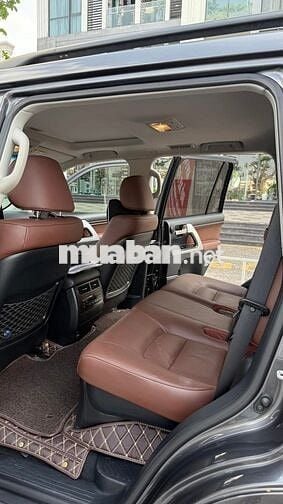 Toyota Land Cruiser 2020 4.6 V8 - 46000 km