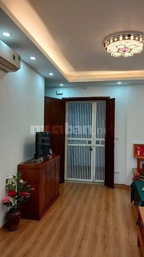 Bán căn hộ tầng 7 chung cư Ruby 1 phường Giang Biên Long Biên Hà Nội 