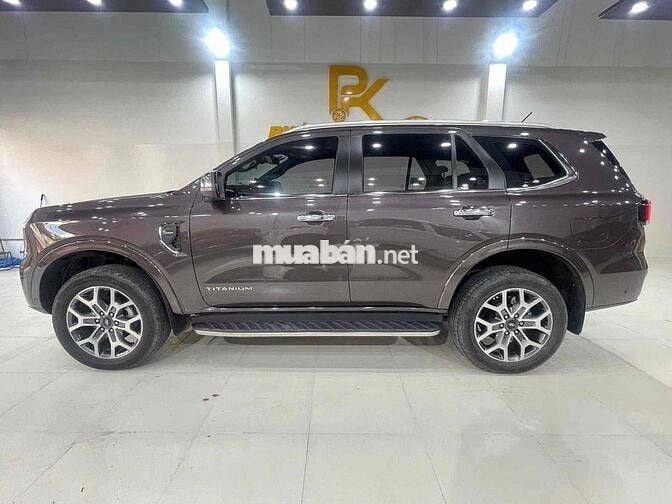 Ford Everest 2022 Titanium 2.0L 4x4 AT - 26000 km
