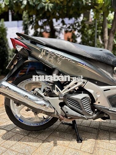 🍁 Yamaha Nouvo 4 mau xám bstp, hình chụp thật