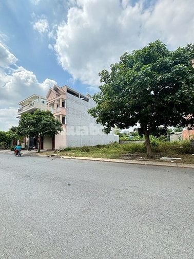 76m² đất đẹp mặt tiền Phạm Văn Hai, Bình Chánh, Giá đầutu gần trungtâm