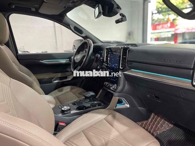 Ford Everest 2022 Titanium 2.0L 4x4 AT - 26000 km