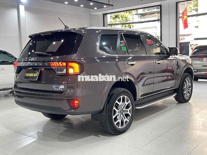 Ford Everest 2022 Titanium 2.0L 4x4 AT - 26000 km