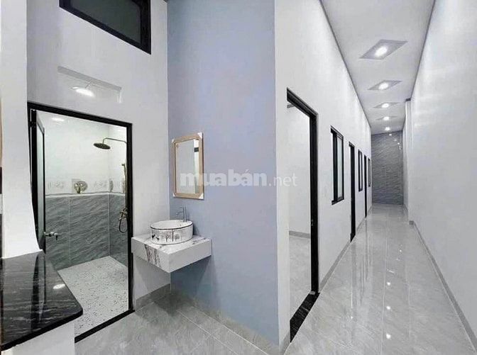 Vỡ nợ cần bán gấp nhà đ.Huỳnh Thị Thơm, Củ Chi 125m2 SHR. Giá 650tr