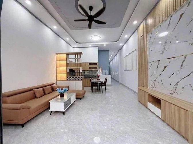 Vỡ nợ cần bán gấp nhà đ.Huỳnh Thị Thơm, Củ Chi 125m2 SHR. Giá 650tr