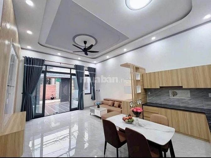 Vỡ nợ cần bán gấp nhà đ.Huỳnh Thị Thơm, Củ Chi 125m2 SHR. Giá 650tr