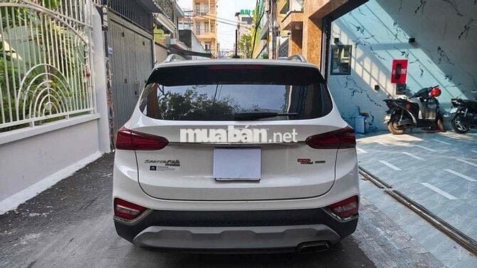 Hyundai Santa Fe 2019 2.4L  AT 4 WD - 88000 km