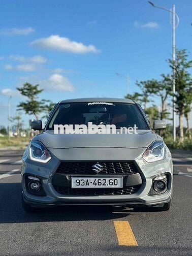 Suzuki Swift 2021-52000 km lên 100tr tiền đồ chơi