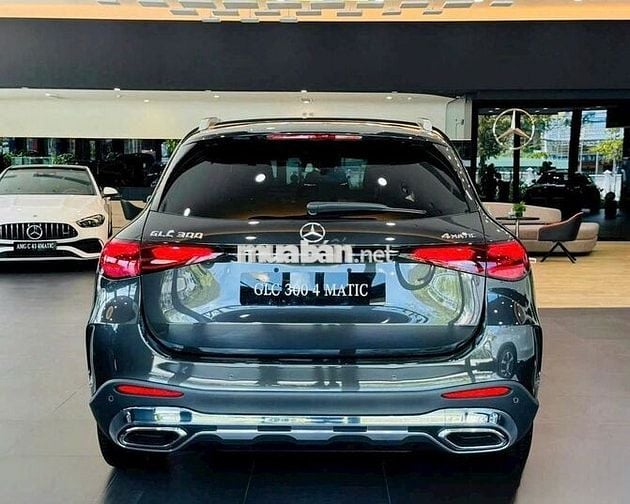 Mercedes Benz GLC 2024