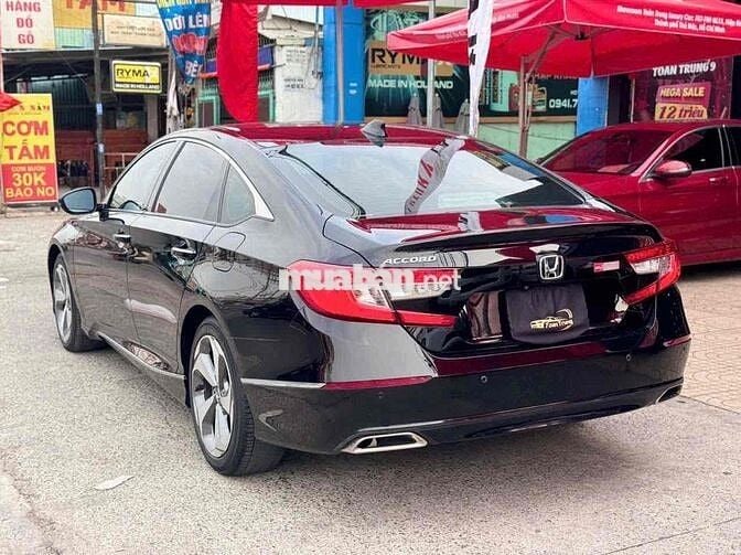 Honda Accord 2021 - 59000 km