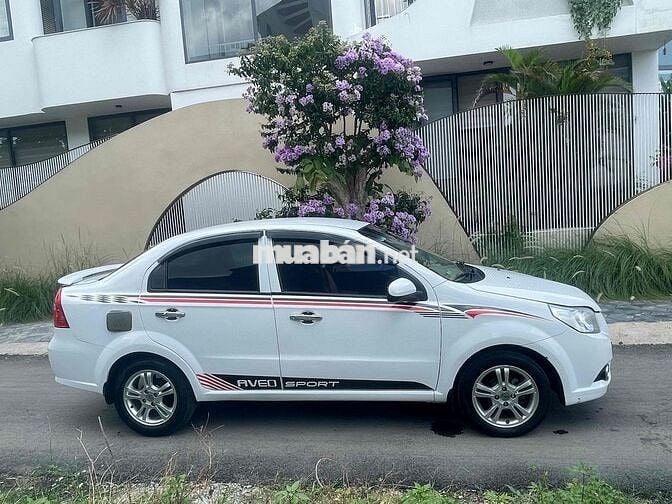 Cần bán Aveo 2015 tự động LTZ 1.5 AT -xe gia đình