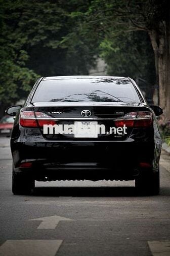 Toyota Camry 2018 2.0E