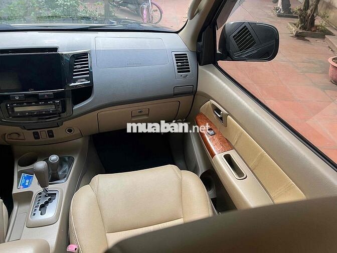 Toyota Fortuner 2010 2.7V 4x4 AT - Zin chất 100%