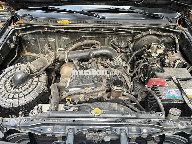 Toyota Fortuner 2010 2.7V 4x4 AT - Zin chất 100%