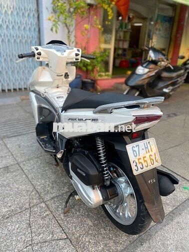 Honda blade 2017 mới 90% biển số 67 chính chủ