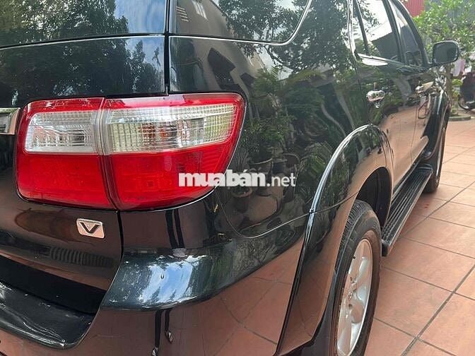 Toyota Fortuner 2010 2.7V 4x4 AT - Zin chất 100%