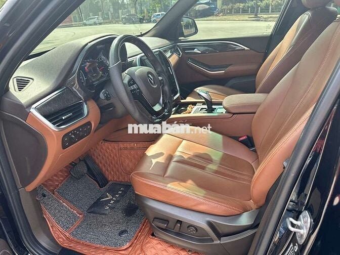VinFast Lux SA2.0 Premium 2022 - 35000 km