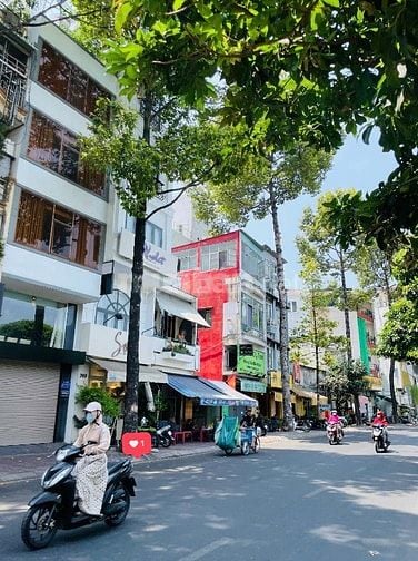Ngay mặt tiền nguyễn đình chiểu q1 , 3,7x12m (40m2) trệt 3 lầu 7,9tytl