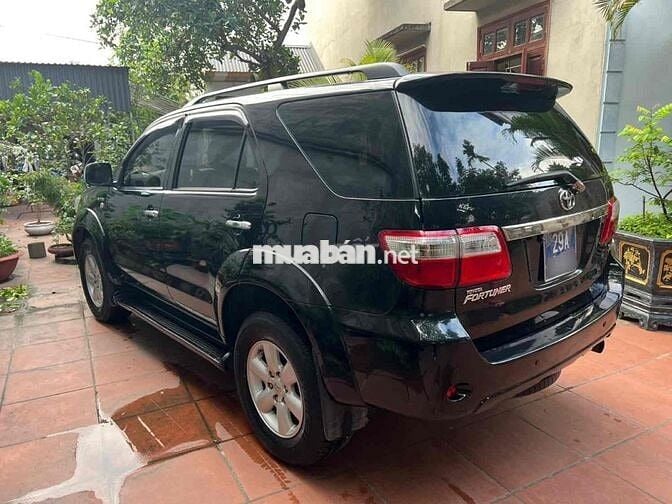 Toyota Fortuner 2010 2.7V 4x4 AT - Zin chất 100%