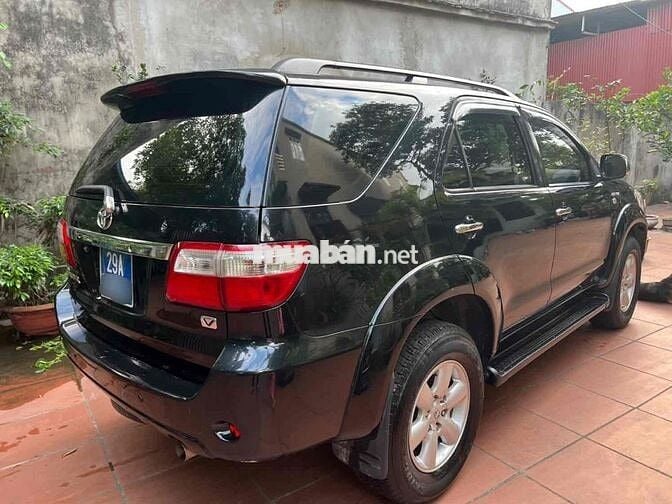 Toyota Fortuner 2010 2.7V 4x4 AT - Zin chất 100%