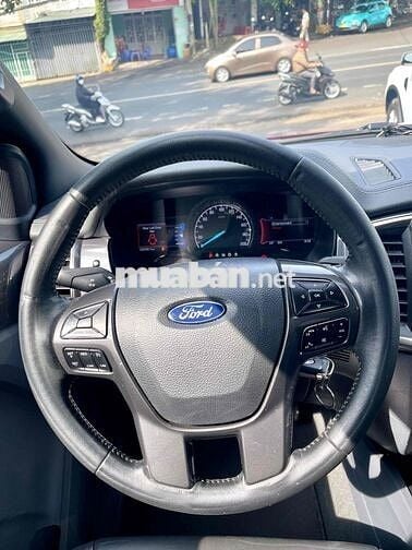 Ford Everest 2017 Titanium 2.2L AT 4x2 - 126000 km