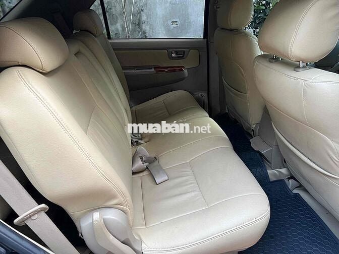 Toyota Fortuner 2010 2.7V 4x4 AT - Zin chất 100%