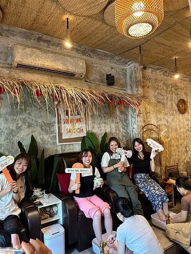 Mebuki Spa Q1 tuyển 10 KTV spa và 4 lễ tân, Lương Cao, có chỗ ở