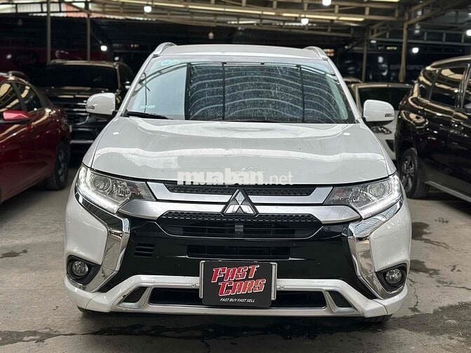 Mitsubishi Outlander 2022 2.0 CVT 39000 km một chủ