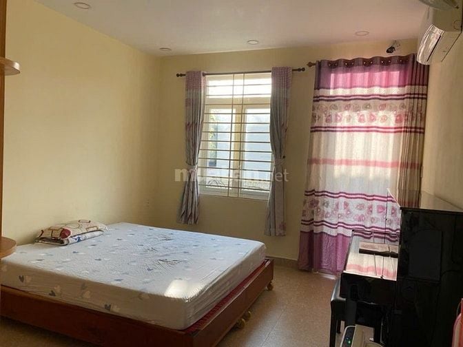 THỦ ĐỨC - XE HƠI NGỦ TRONG NHÀ - 65M2 - 3 TẦNG - 4 PN - CHỈ 6.x TỶ